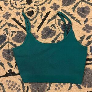 Urban‎ Revivo small crop top